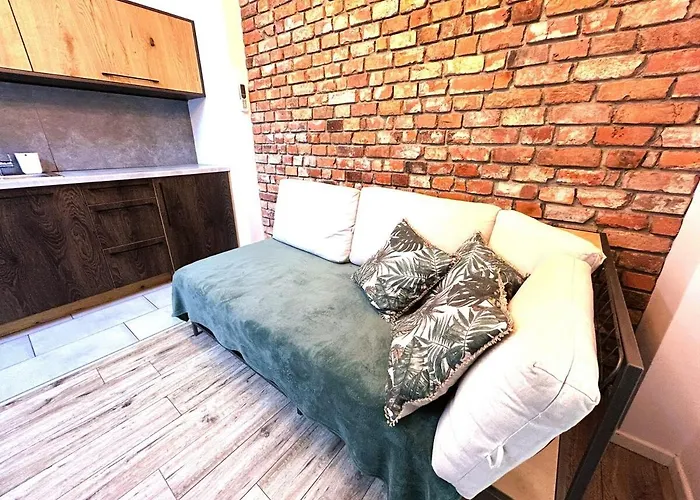 Old Town -bosacka 2 Bedrooms B43 Apartment