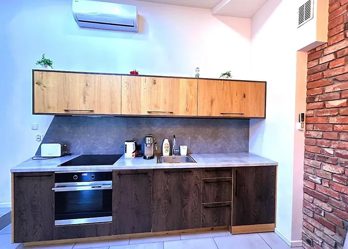 Old Town -bosacka 2 Bedrooms B43